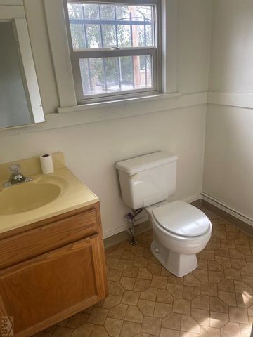 825 N Greenwood St, Pueblo, CO 81003
