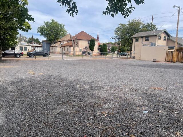 825 N Greenwood St, Pueblo, CO 81003