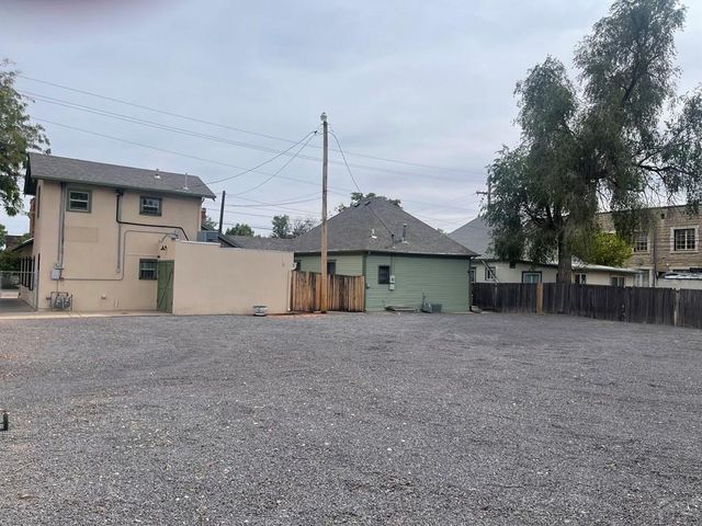 825 N Greenwood St, Pueblo, CO 81003