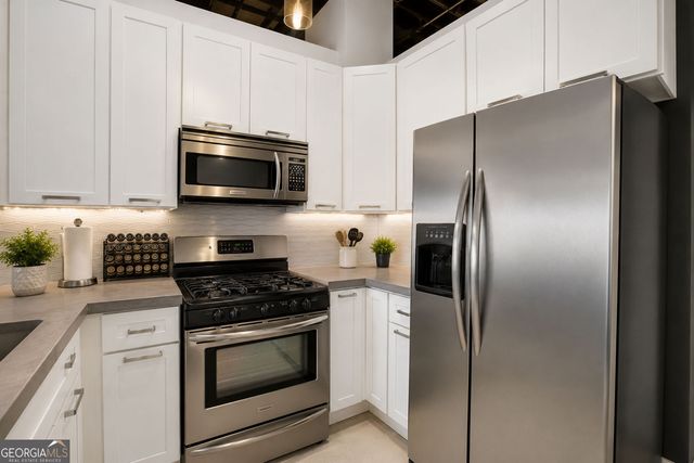 881 Memorial Drive SE 116, Atlanta, GA 30316