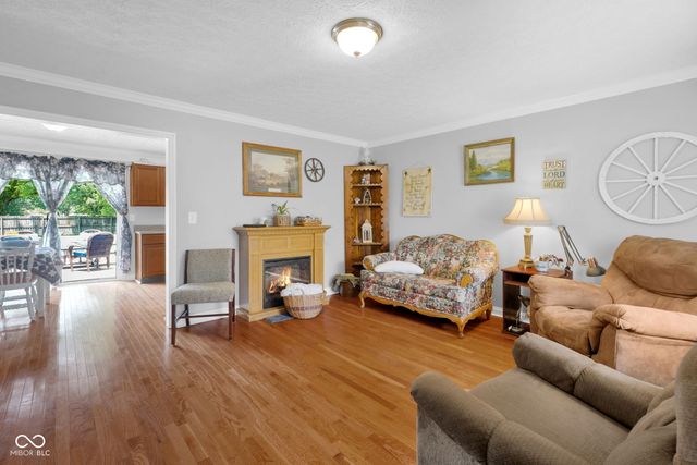 151 Trinton Circle, Bedford, IN 47421