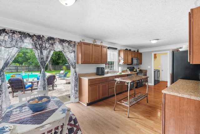 151 Trinton Circle, Bedford, IN 47421