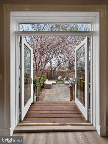 234 12TH ST SE, Washington, DC 20003