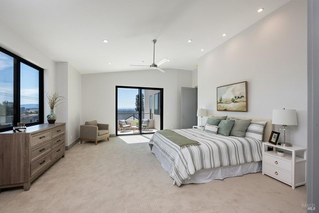 5095 Knollwood Ct, Santa Rosa, CA 95403