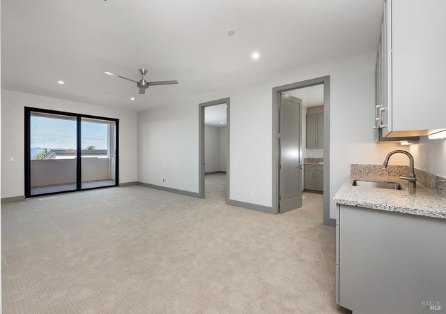 5095 Knollwood Ct, Santa Rosa, CA 95403