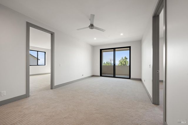 5095 Knollwood Ct, Santa Rosa, CA 95403