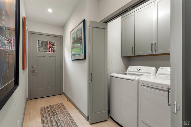 5095 Knollwood Ct, Santa Rosa, CA 95403