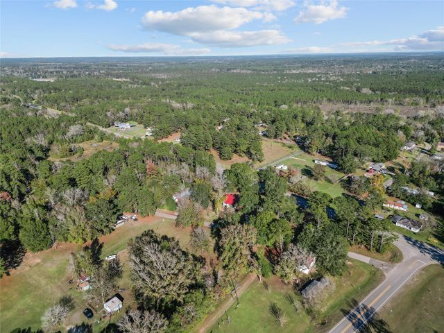 2641 N Us-69, Doucette, TX 75942