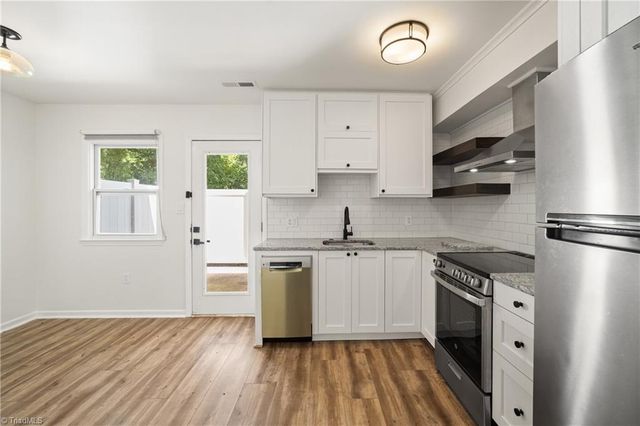 101 Royal Forest Court, Winston-salem, NC 27104
