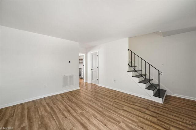 101 Royal Forest Court, Winston-salem, NC 27104