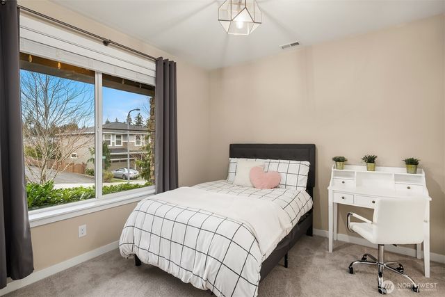 4938 233RD Avenue SE, Issaquah, WA 98029