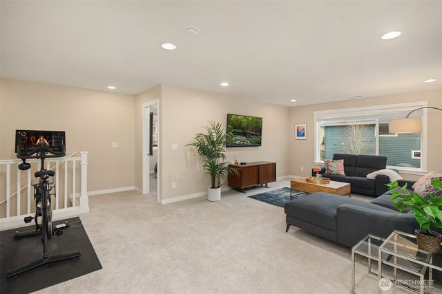 4938 233RD Avenue SE, Issaquah, WA 98029