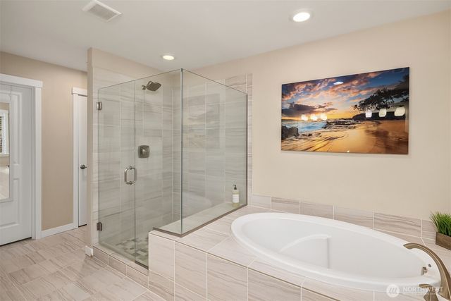 4938 233RD Avenue SE, Issaquah, WA 98029