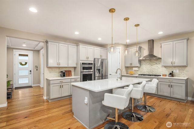 4938 233RD Avenue SE, Issaquah, WA 98029