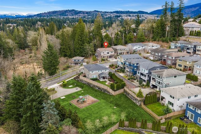 4938 233RD Avenue SE, Issaquah, WA 98029