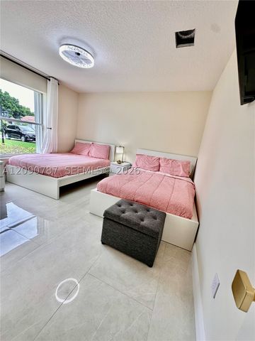 28565 SW 158th Ct 1, Homestead, FL 33033