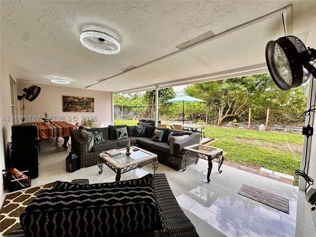 28565 SW 158th Ct 1, Homestead, FL 33033