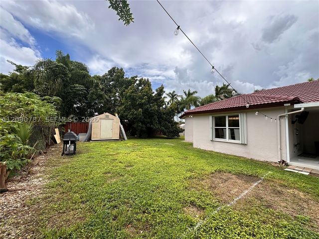 28565 SW 158th Ct 1, Homestead, FL 33033
