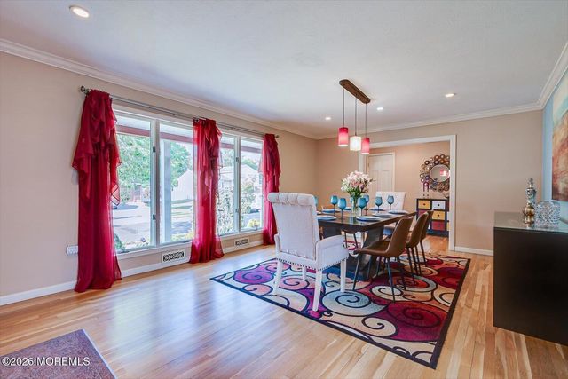55 Kierst Street, Parlin, NJ 08859