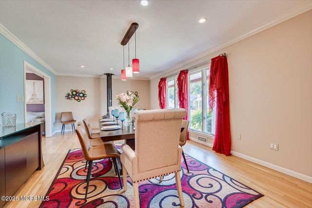 55 Kierst Street, Parlin, NJ 08859