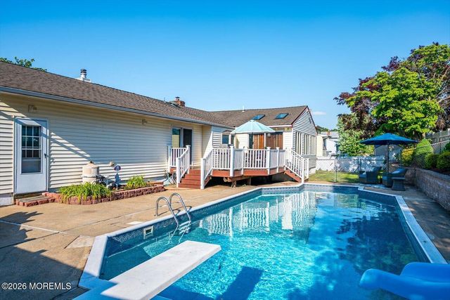 55 Kierst Street, Parlin, NJ 08859