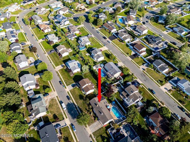 55 Kierst Street, Parlin, NJ 08859