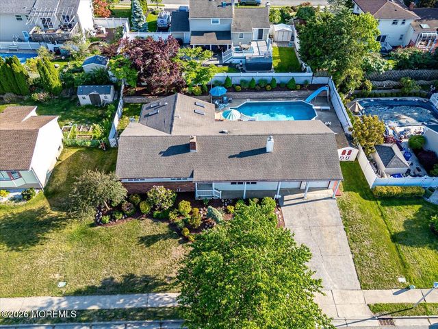 55 Kierst Street, Parlin, NJ 08859