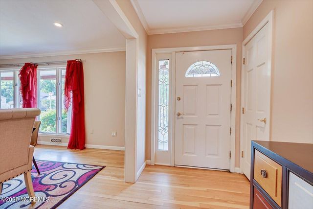 55 Kierst Street, Parlin, NJ 08859