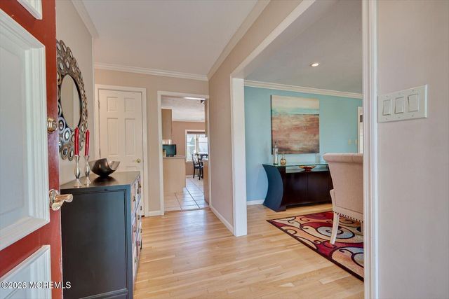 55 Kierst Street, Parlin, NJ 08859