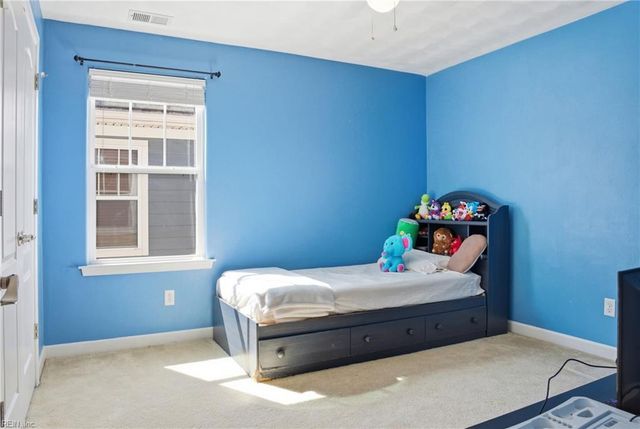 52 Rockingham DR, Hampton, VA 23669