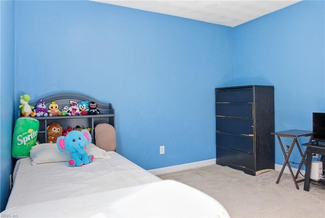 52 Rockingham DR, Hampton, VA 23669