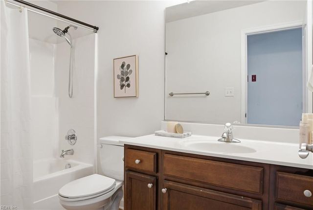 52 Rockingham DR, Hampton, VA 23669