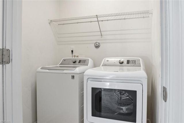 52 Rockingham DR, Hampton, VA 23669