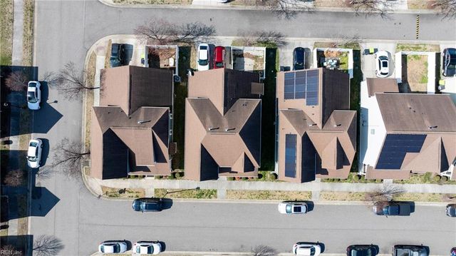 52 Rockingham DR, Hampton, VA 23669