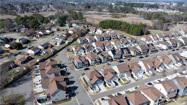 52 Rockingham DR, Hampton, VA 23669