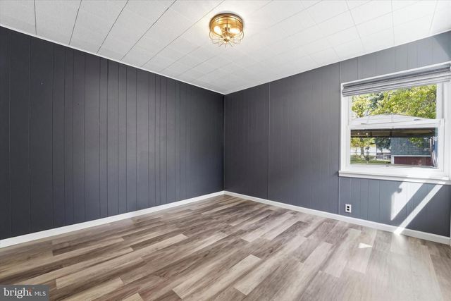 2147 FRANKLIN AVE, Morton, PA 19070