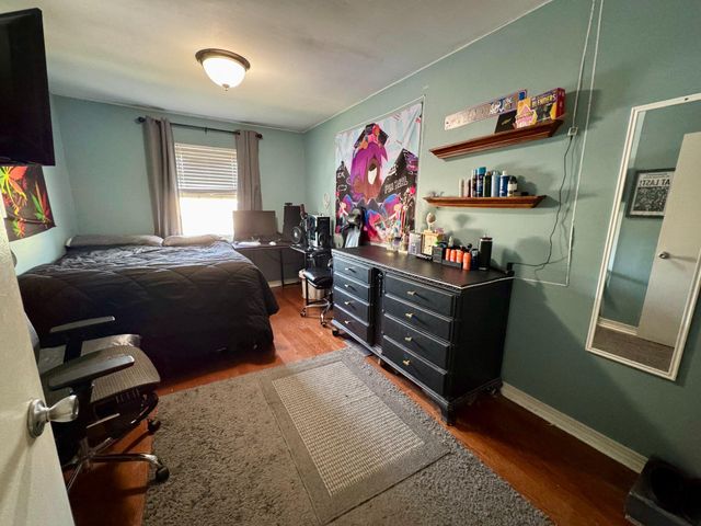 325 WAYNE CT, Holland, PA 18966