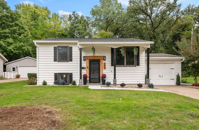 1141 6th Street, Milan, IL 61264