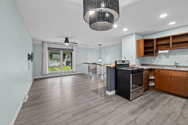 1141 6th Street, Milan, IL 61264