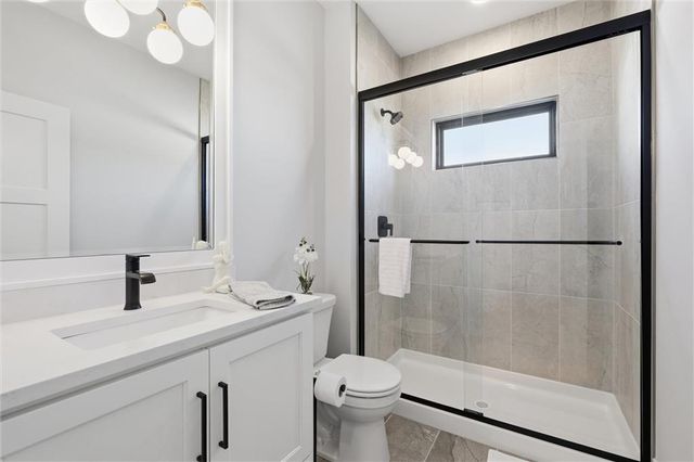 17556 Acton Street, Stilwell, KS 66085