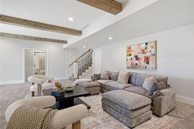 17556 Acton Street, Stilwell, KS 66085