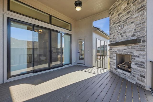 17556 Acton Street, Stilwell, KS 66085