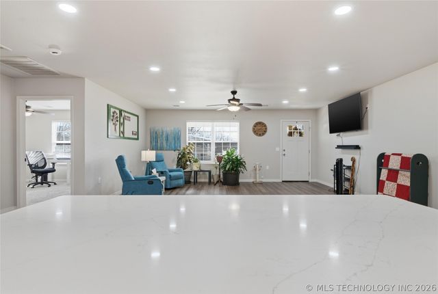 410 W Fox Street, Tahlequah, OK 74464