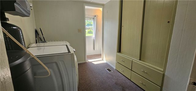 3403 Ellwood Rd, Shenango Twp, PA 16101