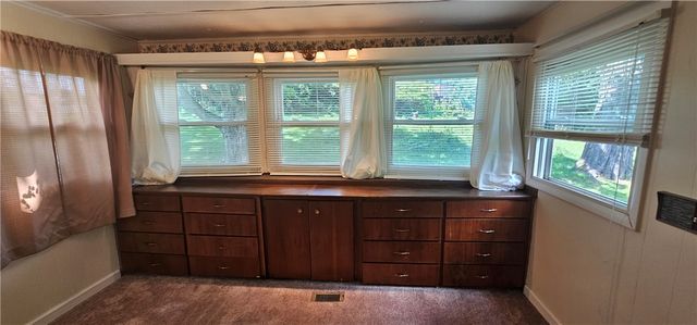 3403 Ellwood Rd, Shenango Twp, PA 16101