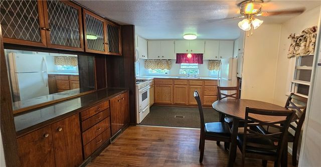 3403 Ellwood Rd, Shenango Twp, PA 16101