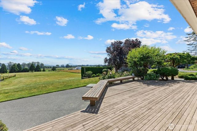 15727 19th Avenue NE, Arlington, WA 98223