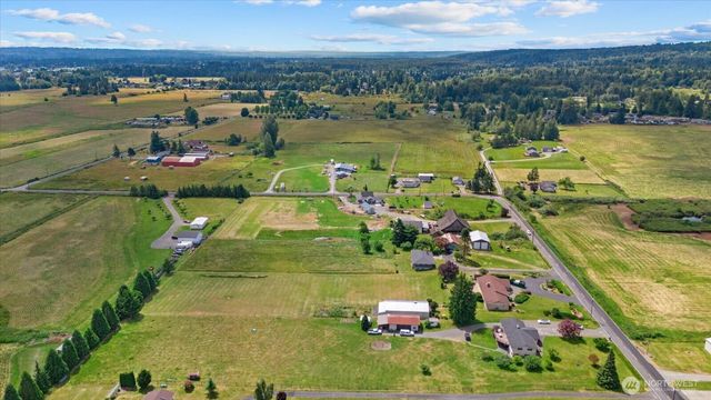 15727 19th Avenue NE, Arlington, WA 98223