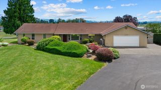 15727 19th Avenue NE, Arlington, WA 98223