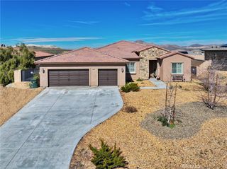 19520 Arcata Road, Apple Valley, CA 92307